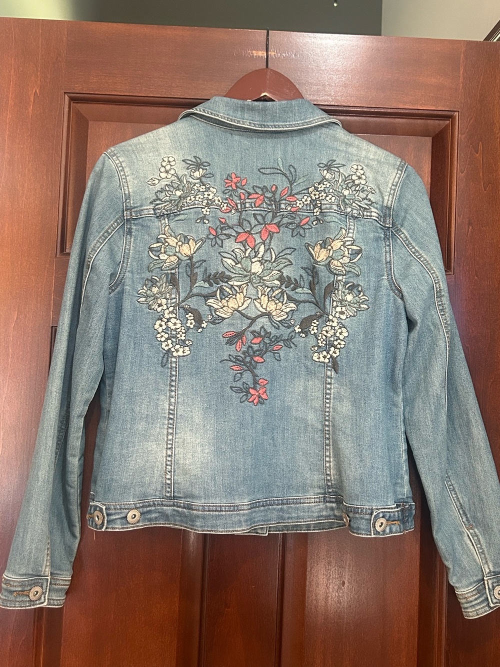Christopher & Banks Petite M Floral Embroidered Stretch Denim Jean Jacket